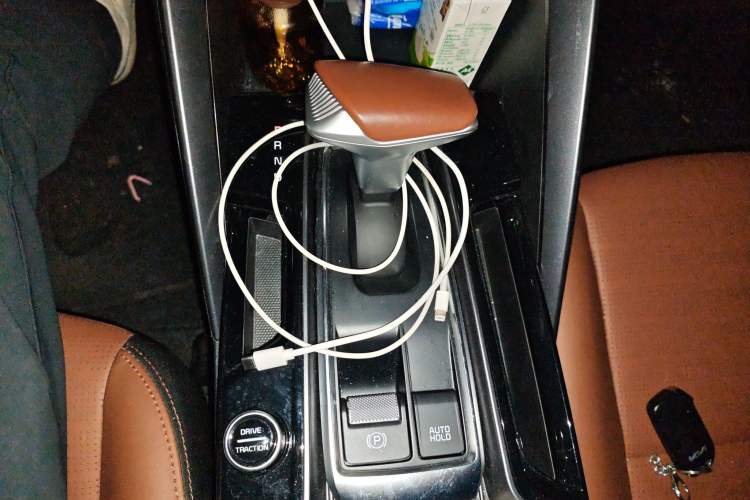 Used Kia Sportage R 2021 Ace 2.0L Splendid Edition Gear Lever