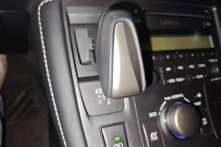 Used Lexus CT 2017 CT200h Elite Edition Monotone China VI