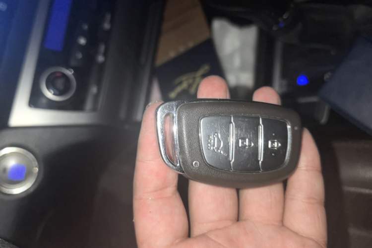 Used Hyundai Mistra 2014 1.8L Automatic Smart GLS Vehicle Key