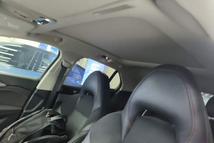 Used Lynk & Co 02 2019 1.5T DCT Two-Wheel Drive Pro Edition China VI Standard
