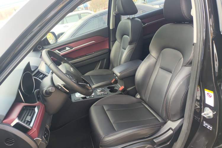 Used Haval H6 Coupe 2019 1.5T Automatic Two-Wheel Drive Luxury Smart Connectivity Version China VI Standard