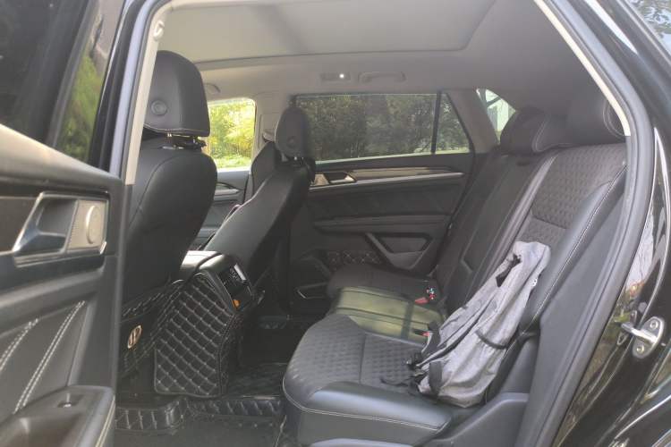 Used Volkswagen Teramont X 2020 Facelift 380TSI Four-Wheel Drive Luxury Edition Left Rear Seat