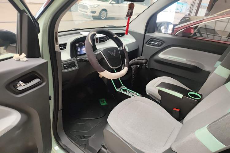 Used Wuling Hongguang MINIEV 2022 Macaron Premium Model – Lithium Iron Phosphate
