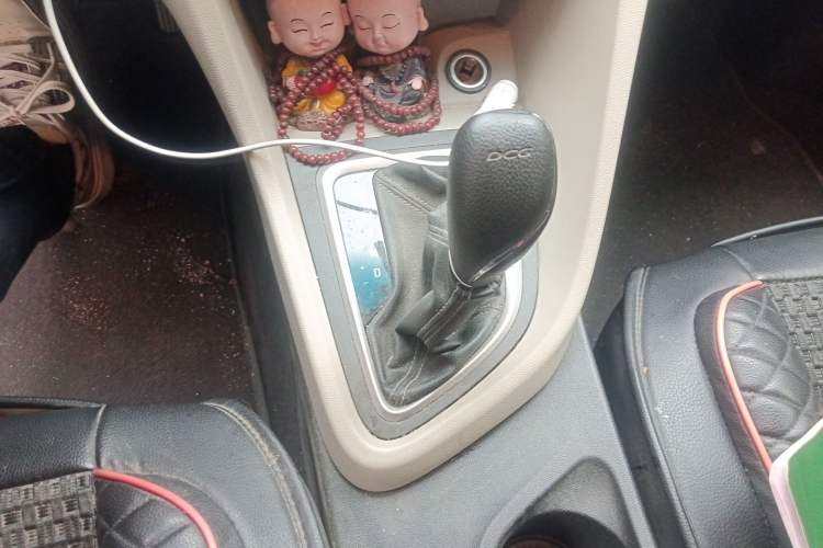 Used Buick GT 2019 15T Dual-Clutch Advanced Version China VI Standard Gear Lever