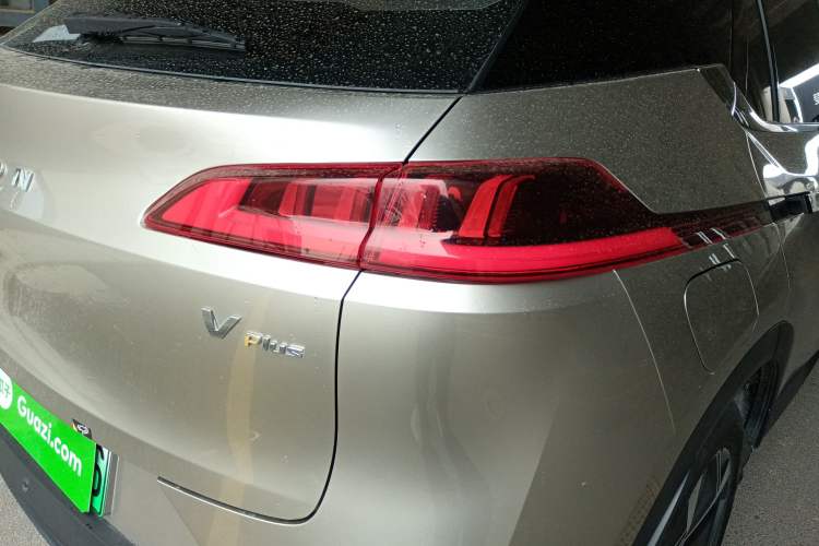 Used AION V 2024 Plus 70 Tech Edition Lithium Iron Phosphate Right Rear Taillight