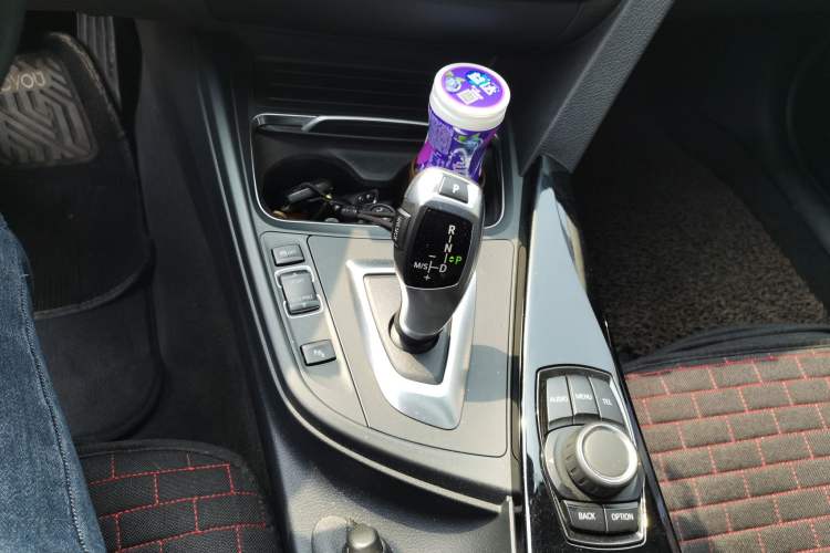 Used BMW 3 Series 2016 320Li Ambition Model Gear Lever