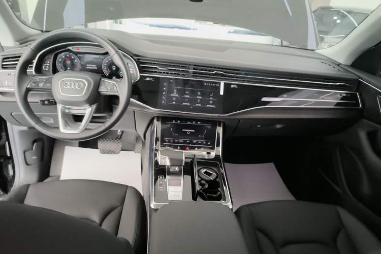 Used Audi Q8 2023 55 TFSI Luxury Dynamic Edition