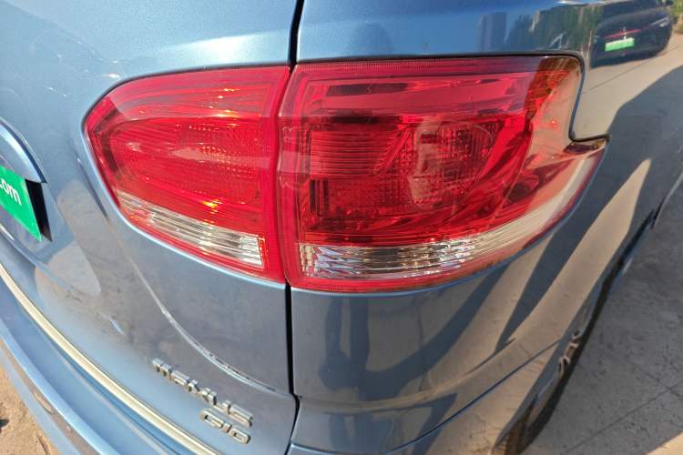 Used SAIC MAXUS G10 2016 2.0T Automatic Elite Edition