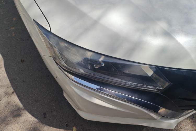 Used Honda Gienia 2017 1.5L CVT Comfort Version Right Front Headlight