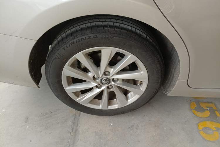 Used Toyota Camry 2021 2.0G Luxury Edition
