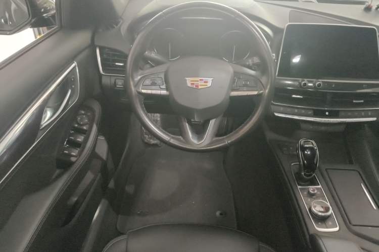 Used Cadillac CT5 2020 28T Fashion Edition Steering Wheel