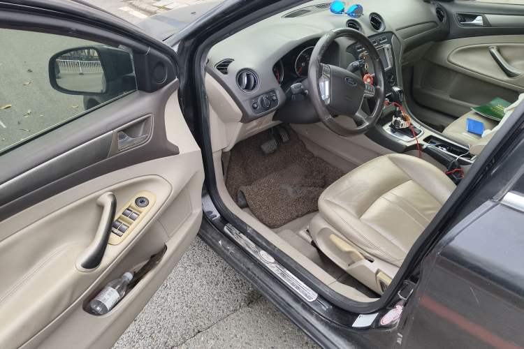 Used Ford Mondeo 2011 2.3L Fashion Edition