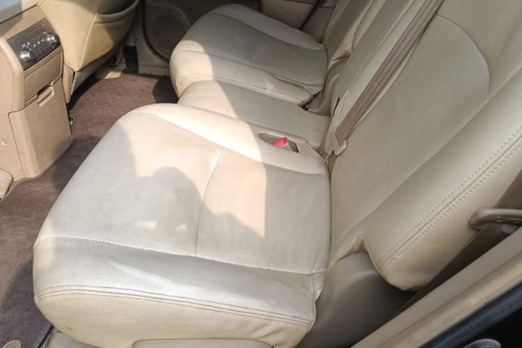 Used Toyota Highlander 2012 2.7L Two-Wheel Drive 7-Seater Elite Edition