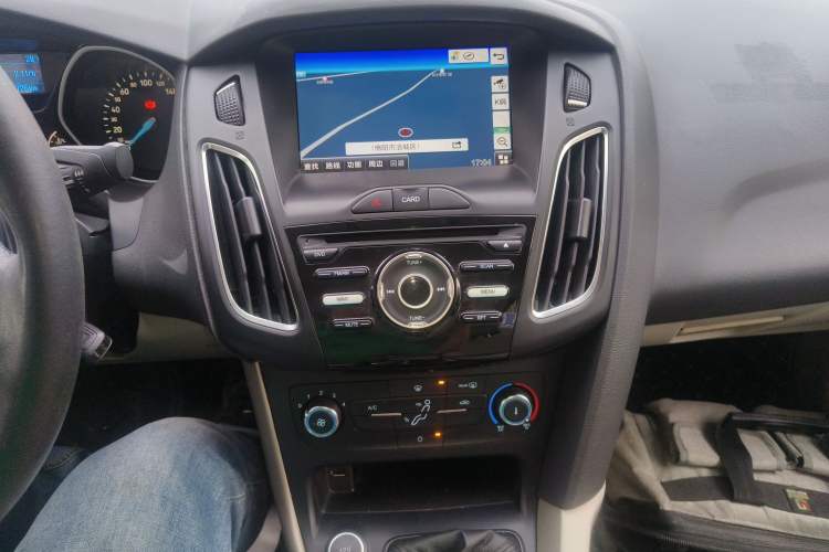 Used Ford Focus 2018 Sedan Classic 1.6L Manual Comfort Plus SmartDrive Edition Audio And AC Panel