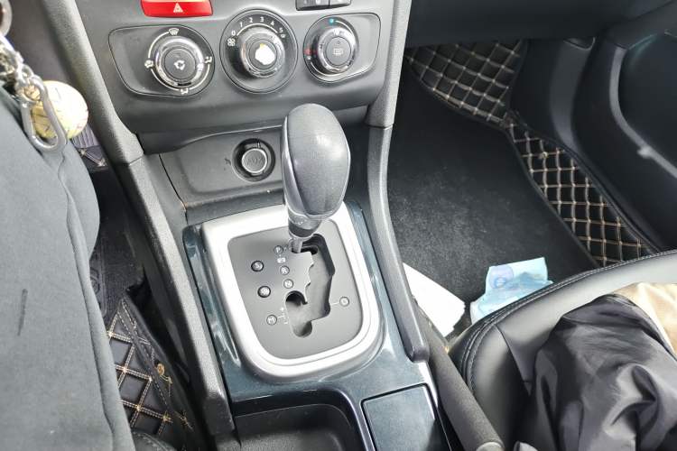 Used Citroen C4L 2014 1.8L Intelligent Drive Automatic Enjoyment Model
