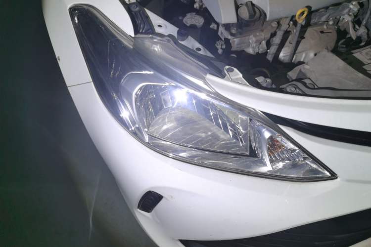 Used Toyota Vios 2017 1.3L Manual Rui Xing Edition Right Front Headlight