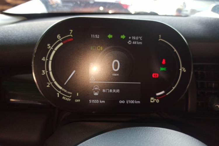 Used MINI MINI 2021 1.5T COOPER Artist