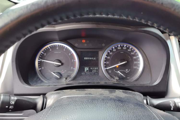 Used Toyota Highlander 2015 2.0T Four-Wheel Drive Luxury Edition 7-Seater Instrument Cluster