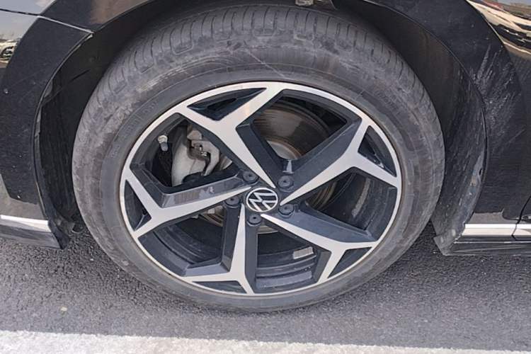 Used Volkswagen Magotan 2023 2 Million Units Commemorative Edition 330TSI DSG Luxury Version