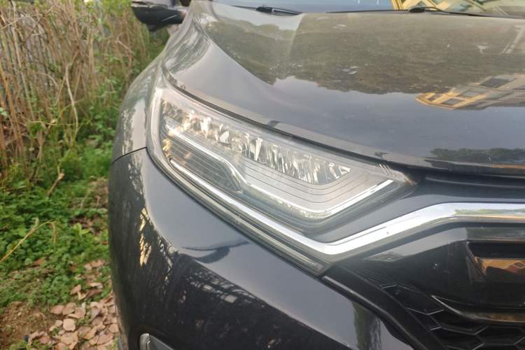 Used Honda CR-V 2021 240TURBO CVT 2WD Fashion Edition Right Front Headlight