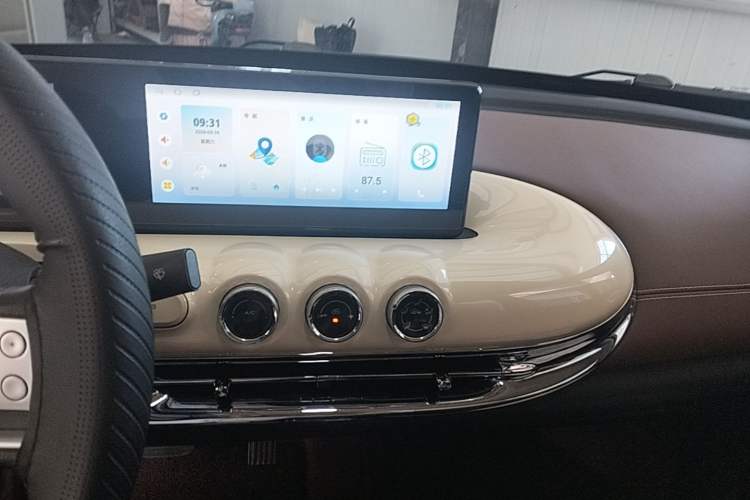 Used Wuling Bingo 2024 333 km Enjoyment Version
