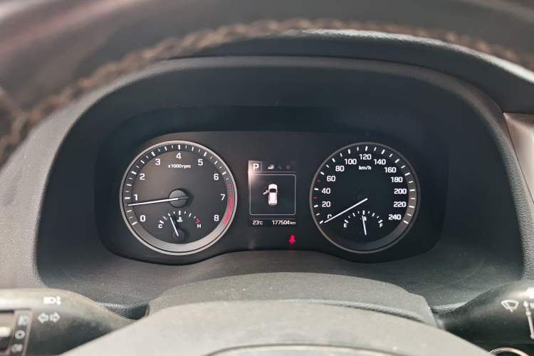 Used Hyundai Tucson 2015 1.6T Dual-Clutch Two-Wheel-Drive Smart Model
