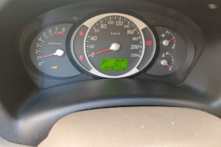 Used Hyundai Tucson 2009 2.0L Automatic Two-Wheel Drive with Sunroof