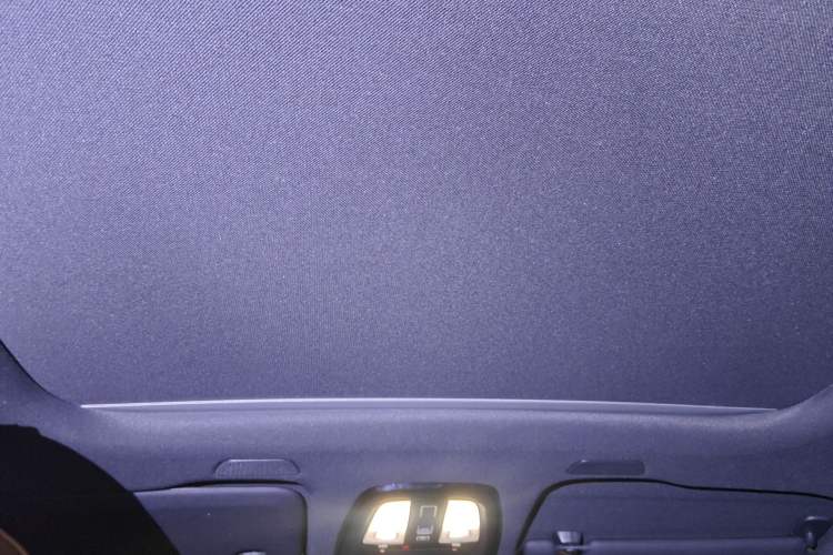 Used Volvo XC60 2023 B5 4x4 Smart Luxury Edition Headliner