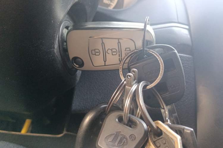 Used Haval H5 Classic 2013 Zhizun Edition 2.0L Manual Two-Wheel Drive Entry-Level Model