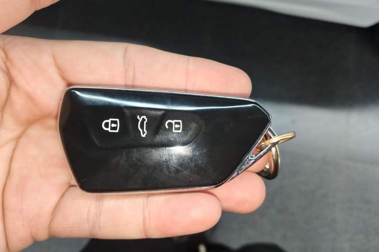 Used Volkswagen Golf 2024 280TSI DSG Pro 50th Anniversary Edition