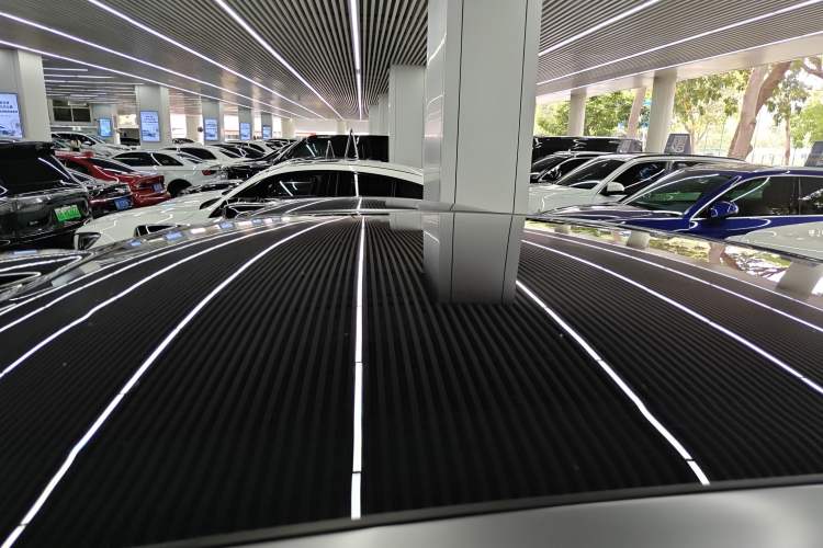 Used Nio EC6 2024 75 kWh Roof