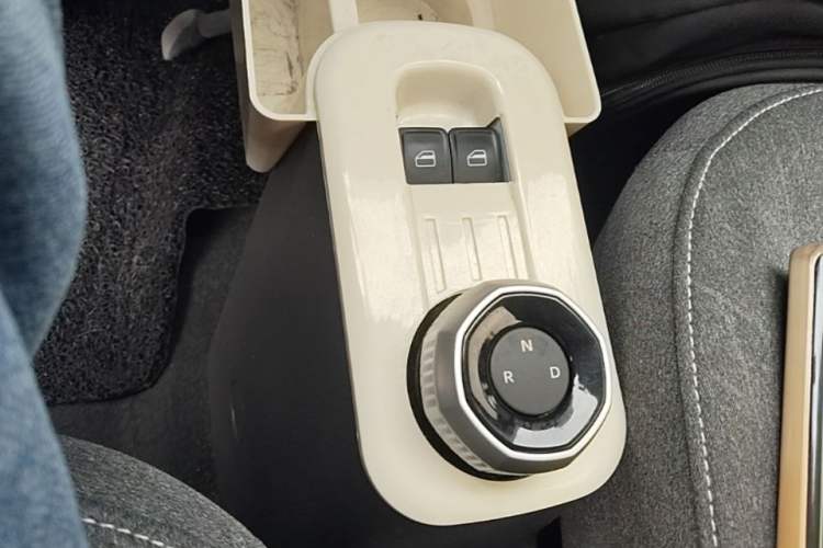 Used Geely Galaxy Panda 2024 Panda Mini 200km Longteng PRO Edition
