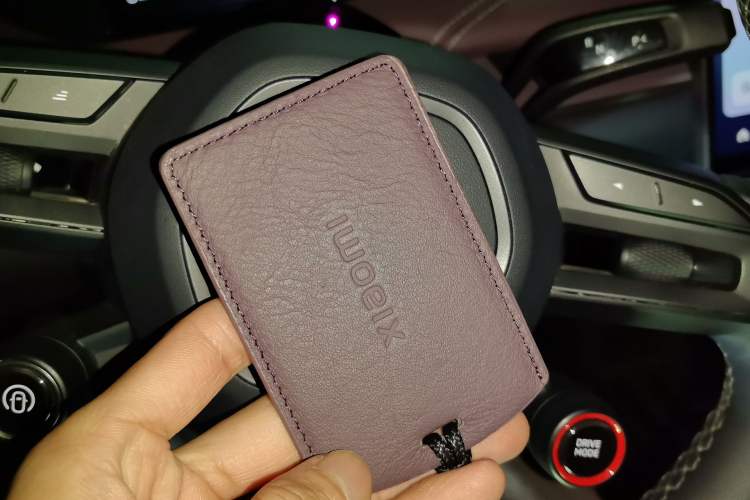 Used Xiaomi Auto SU7 2024 Rear-Drive Long-Range Intelligent Driving Version Vehicle Key