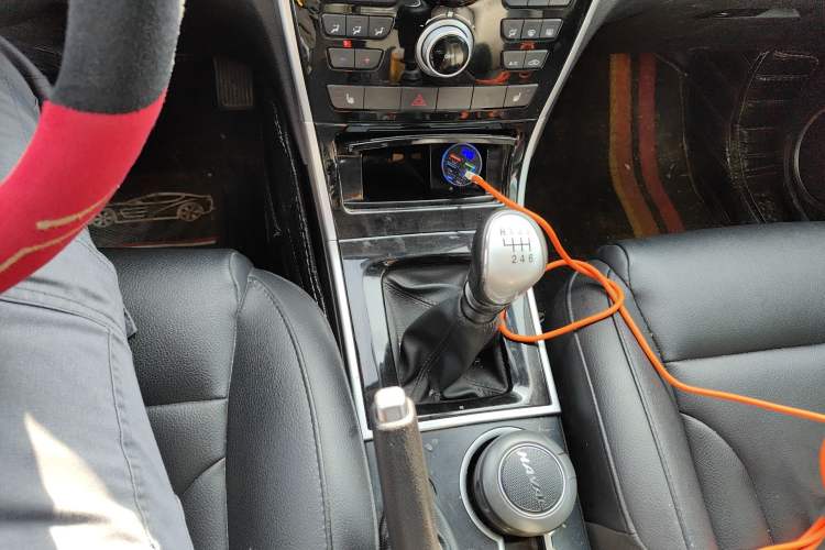 Used Haval H2 2016 Red Label 1.5T Manual Two-Wheel Drive Urban Edition
