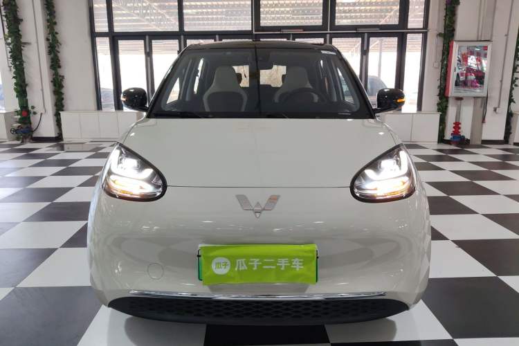 Used Wuling Bingo 2023 333 km Lingxi Connected+ Version

