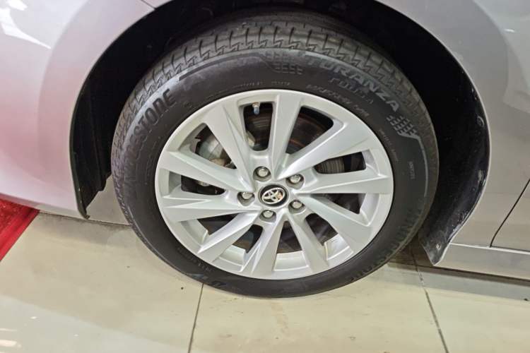 Used Toyota Camry 2021 Dual-Motor 2.5 HGVP Leading Edition Left Front Wheel Hub