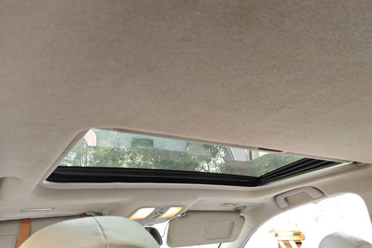 Used Toyota RAV4 2009 2.4L Automatic Luxury Navigation Edition
