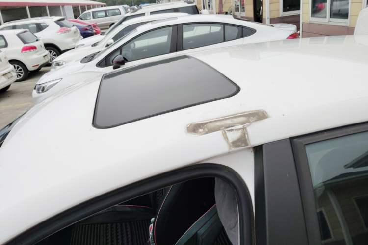 Used Volkswagen Polo 2016 1.6L Manual Comfort Model