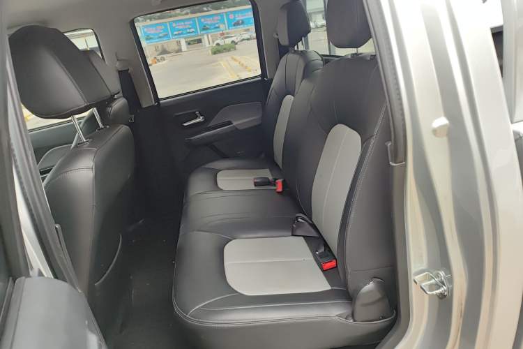 Used Great Wall Wingle 5 2023 2.0T Diesel Two-Wheel Drive Advanced Big Double
