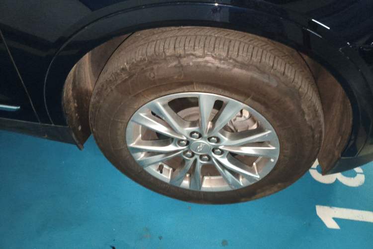 Used Cadillac XT5 2022 2.0T Two-Wheel Drive Luxury Version
