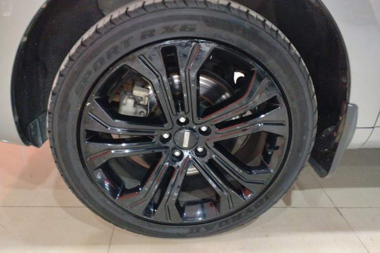 Used Wey VV5 2019 Upgraded Model 2.0T Two-Wheel Drive Flagship Version China V Standard