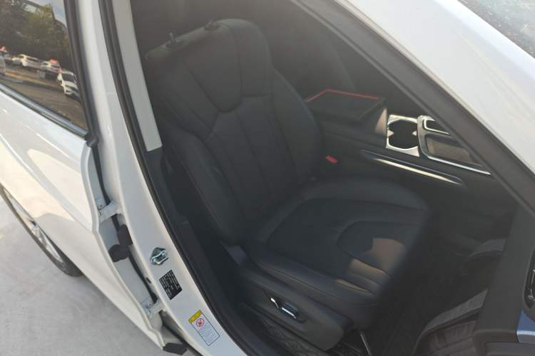 Used Bestune T90 2023 1.5T DCT Automatic Prestige Edition