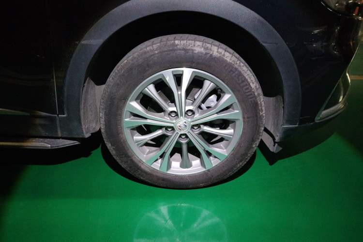 Used Buick Envision 2021 Encore Plus 652T Five-Seat Luxury Model
