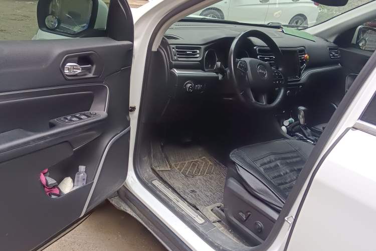 Used Jeep Grand Commander 2018 2.0T Four-Wheel Drive Prestige Edition China V