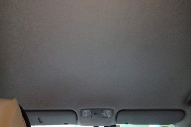 Used Hyundai Verna (older generation) 2010 Sedan 1.4L Manual Standard GL Model
