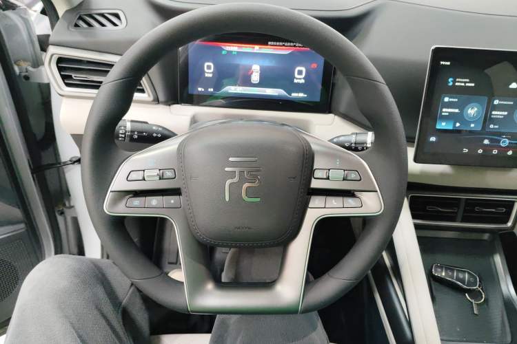 Used BYD Yuan UP 2024 401 km Active Version