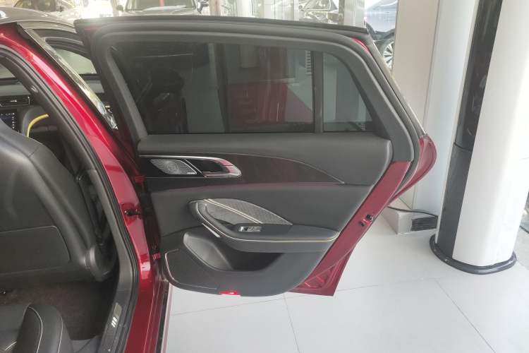 Used Hongqi H6 2023 2.0T ZhiZhen Edition
