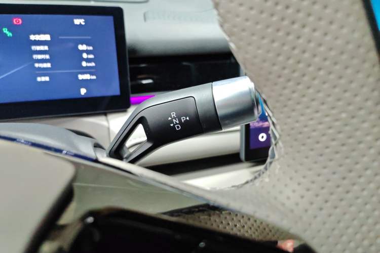 Used Geely Galaxy Galaxy 8 2025 130km EM-P Starship Edition
