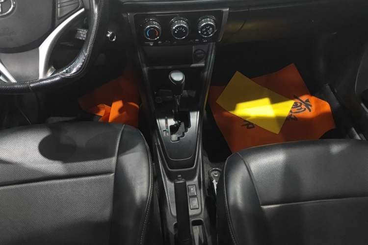 Used Toyota YARiS L Zhi Xuan 2022 X-Trail 1.5L CVT Leading PLUS Edition Gear Lever