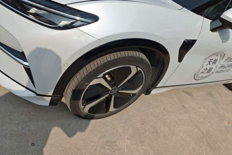 Used BYD Song L EV 2025 662 km Advanced Intelligent Driving Version
